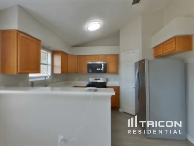 Photo - 1302 Texas Oak Way