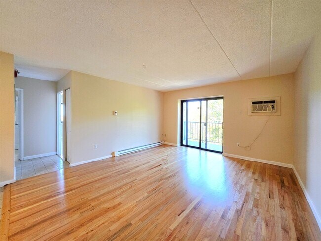 Photo - 308 Quarry St Unit 401