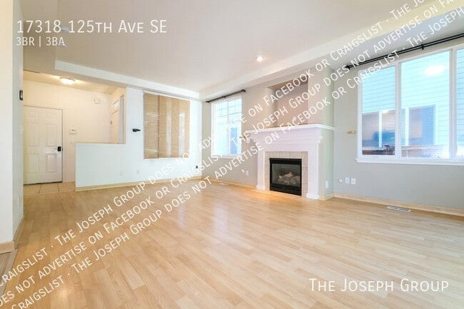 Photo - 17318 125th Ave SE