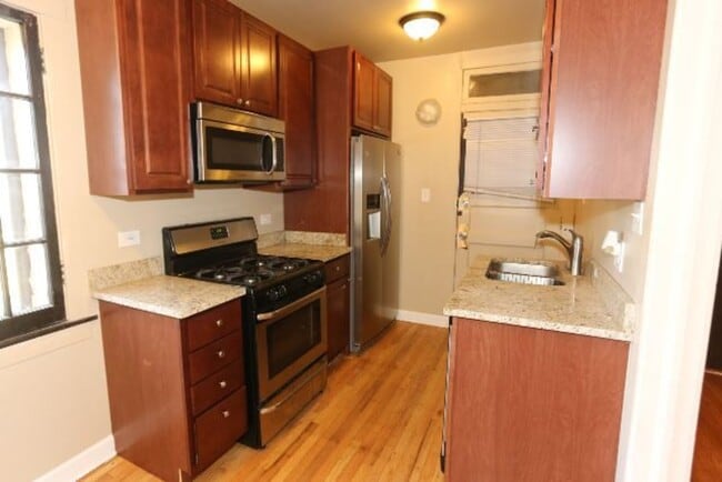 Photo - 2208 W Ainslie St Unit M00R