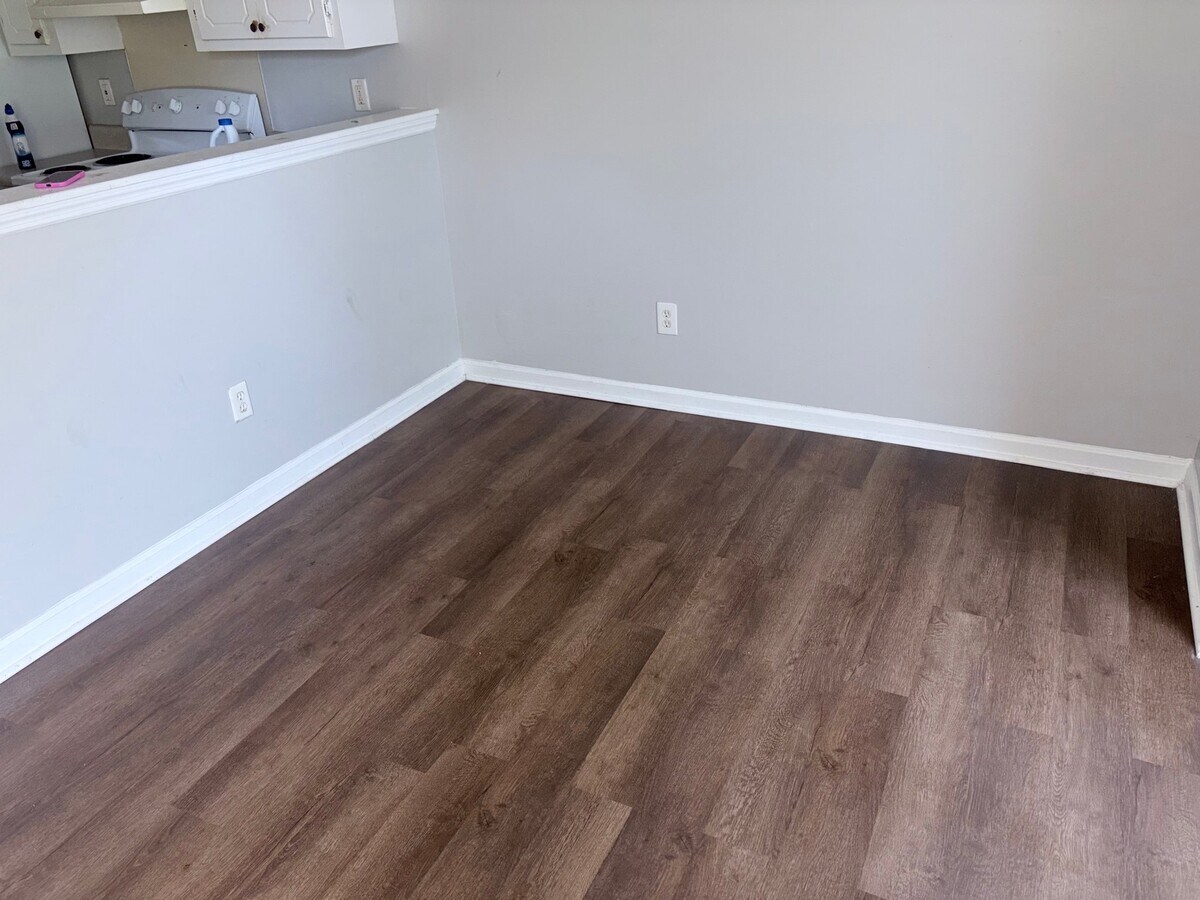 Photo - 4062 Cedars Pkwy