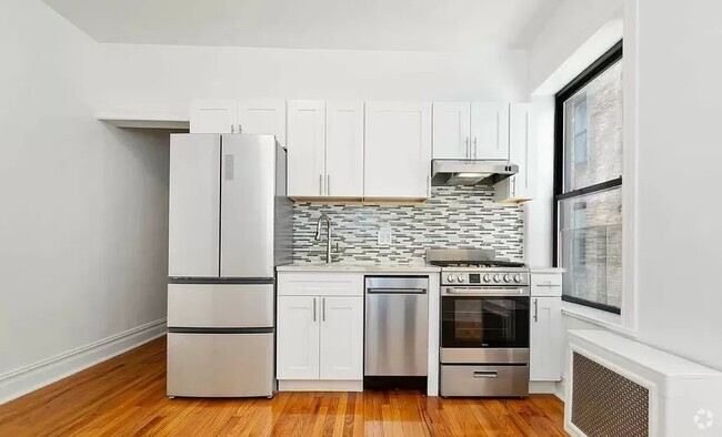 Building Photo - 400 E 53rd St Unit 3A/3B Rental