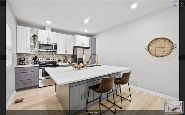 Photo - 966 Ashby Grove SW