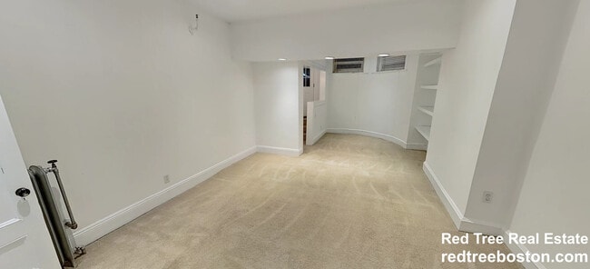 Building Photo - 379 Commonwealth Ave