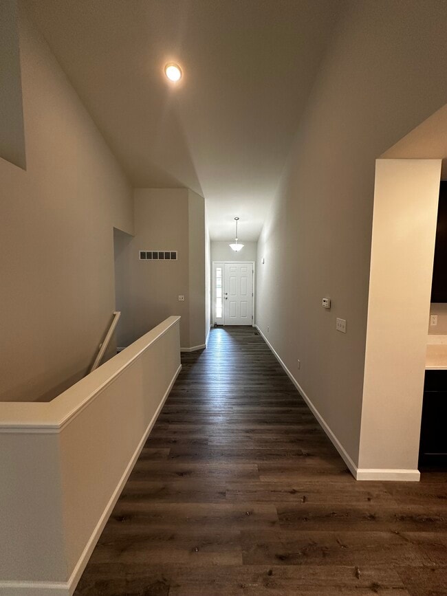 Foyer - 3212 Quervo Ln