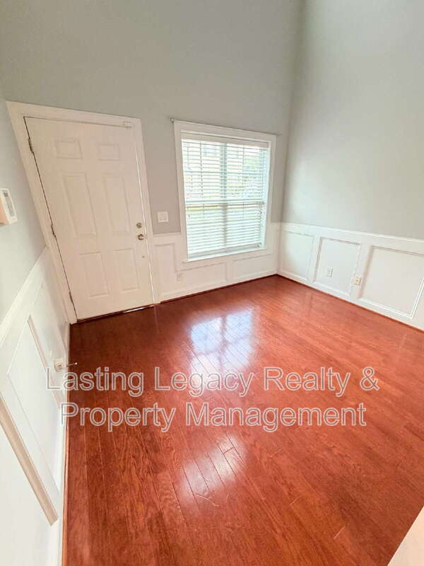Photo - 959 Silver Leaf Dr