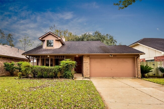 Building Photo - 3530 Santa Rosa Ln