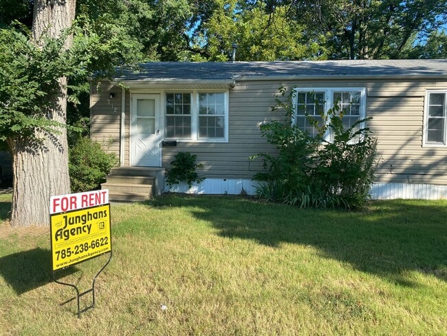 Building Photo - 710-712 W 1st Unit 712