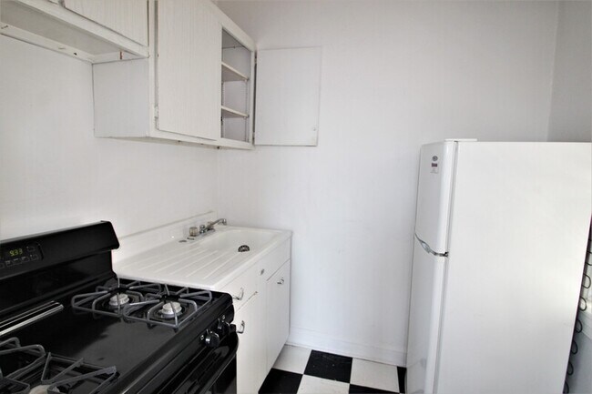 Photo - 808 Cathedral St Unit - #3M