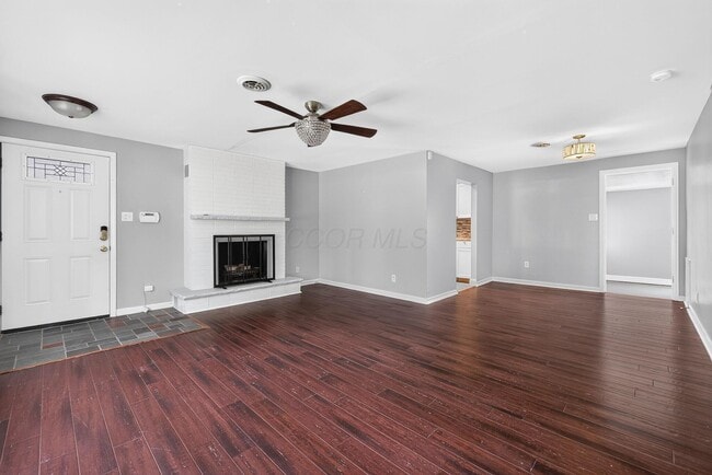 475 W Johnstown Rd