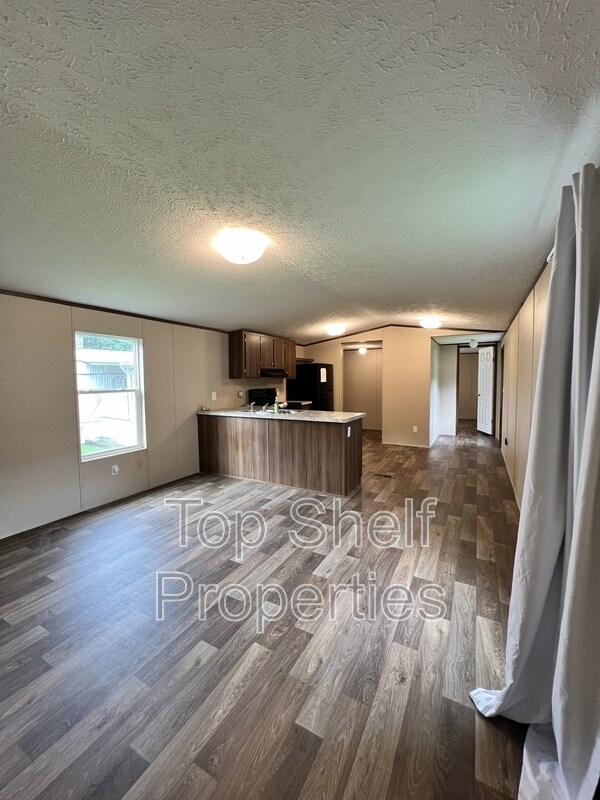 Photo - 443 Rocky Ridge Ln