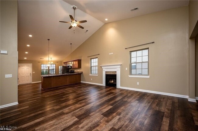 Photo - 42 Hawks Lndg