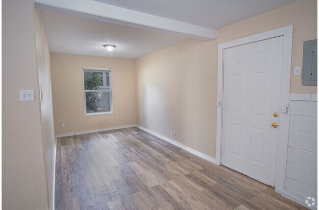 Building Photo - 342 Vine St Unit A Rental
