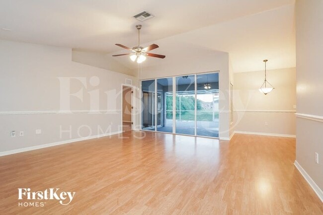 Photo - 5003 Barth St