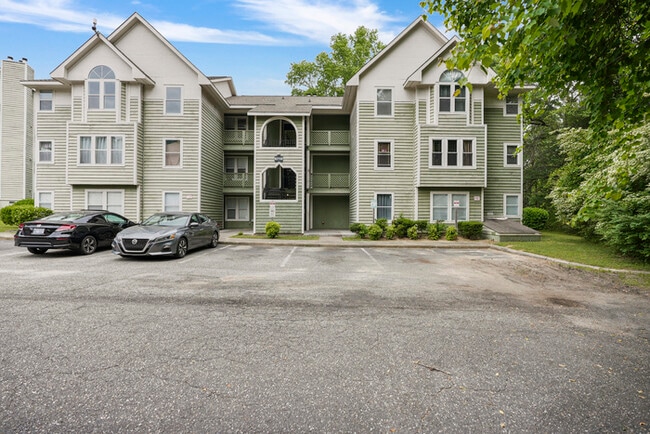 Photo - 6716 Willowbrook Dr Unit Apt 7