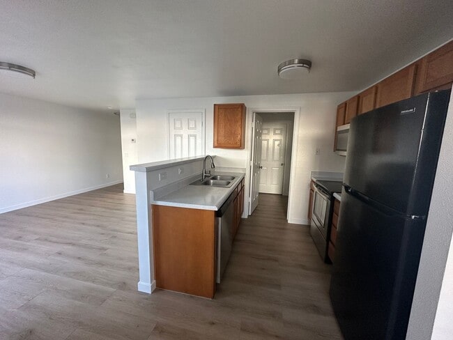 Photo - 3954-3958 Village Dr