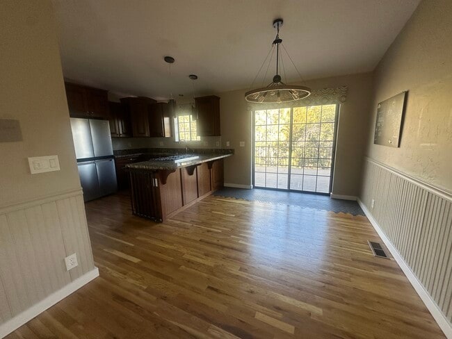 Photo - 1796 Rolling Hills Dr