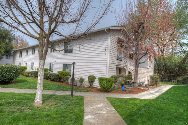 Photo - North Riverside Apartments