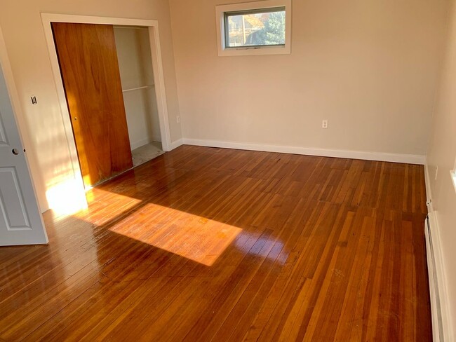 Photo - 37 Fowle St