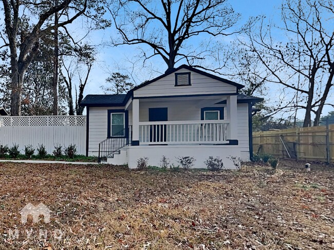 Building Photo - 2502 Barge Rd SW