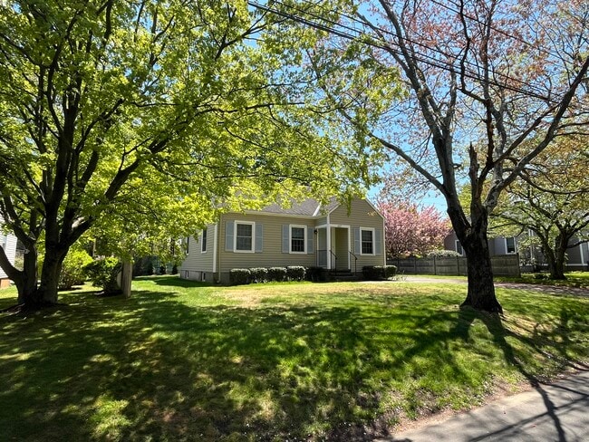 Photo - 427 Westford Dr