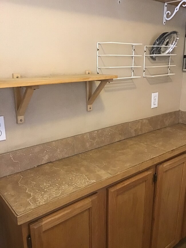 Cocina - 430 W Haloid Ave Unidad B