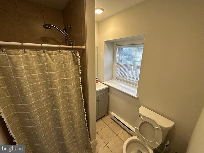 Photo - 25 W 5th Ave Unidad 1