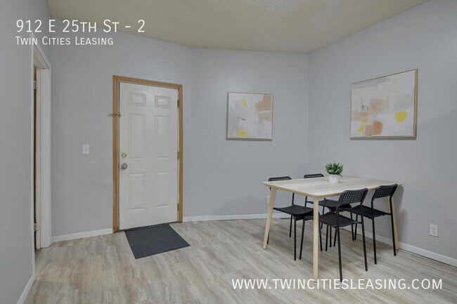 Photo - 912 E 25th St Unit 2
