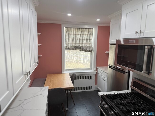 Photo - 70 Strawberry Hill Ave Unit 1-1A