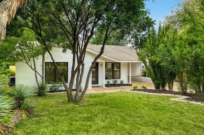 Photo - 3300 Catalina Dr