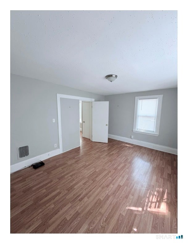 Building Photo - 963 Sherman Ave Unit 2nd Floor