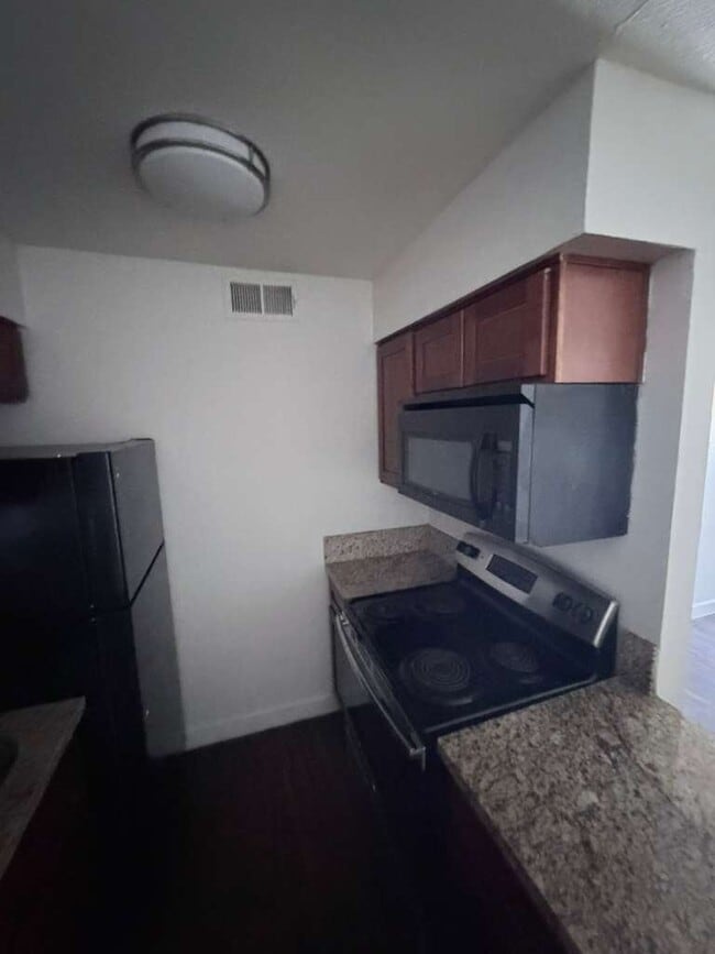 Photo - 777 West Campbell Ave Unit B213