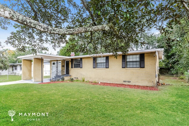 Photo - 11477 Harlan Dr