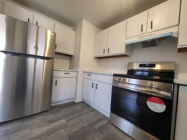 Photo - 1730 Farmington Ave Unit A