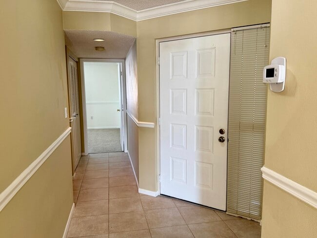 Photo - 104 Half Moon Cir Unit B2