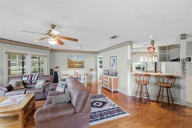 4336 Cactus Ave