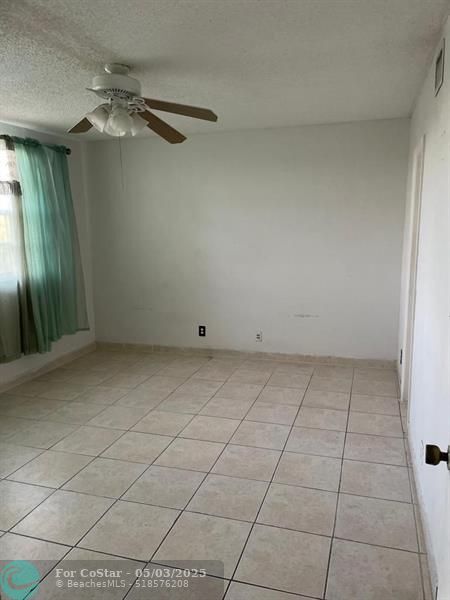 Photo - 3900 NW 76th Ave