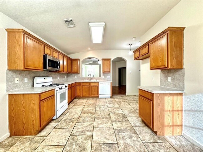 Photo - 21534 Karpathos Ln