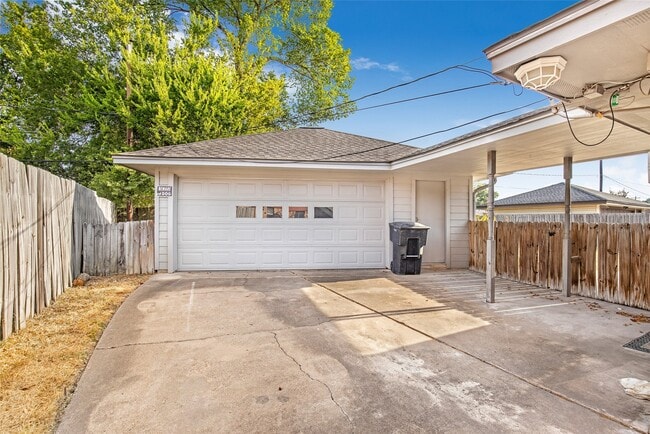 Photo - 1038 Cottage Oak Ln