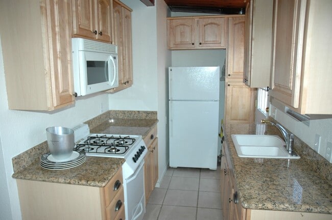 Photo - 2039-2043 Grand Avenue Unit 2043 1/2 Grand Ave