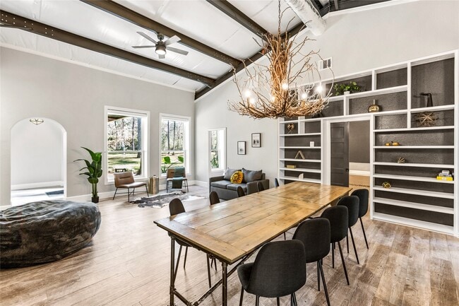 Photo - 25400 Pine Ridge Rd