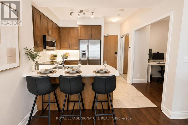 Photo - 1910 Lake Shore Blvd W Unit 1109
