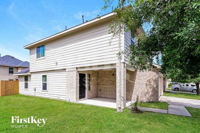 Photo - 886 Sun Prairie Dr