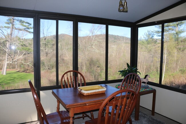 Photo - 104 Underwood Rd