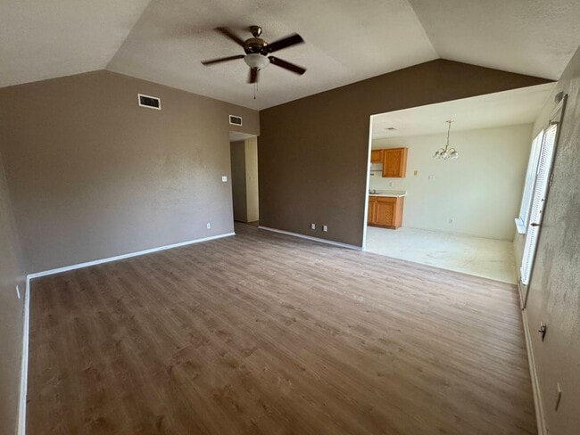 Photo - 3411 Warfield Dr