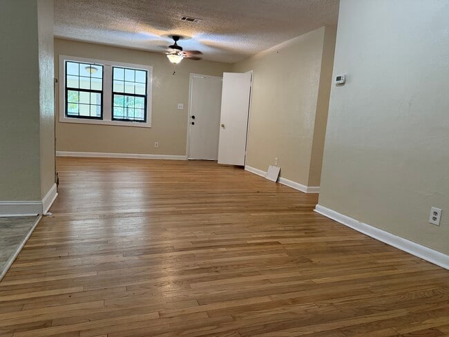 Photo - 3 Talladega Trl