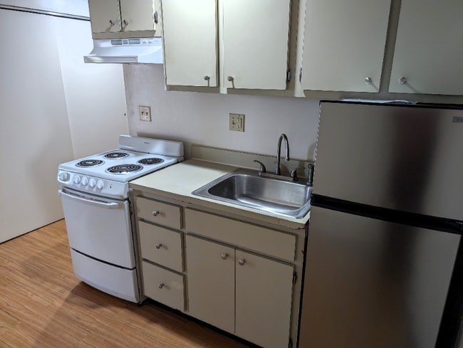 Photo - 2668 Elmwood Ave Apartment Unit 132
