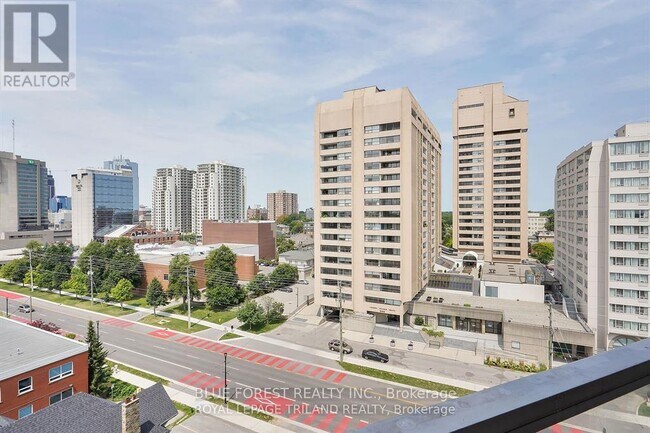 Photo - 363 Colborne St Unit 1006