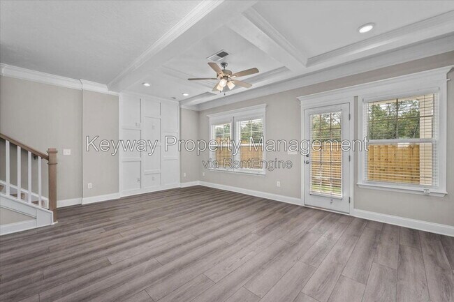 Photo - 234 Linsmore Ave