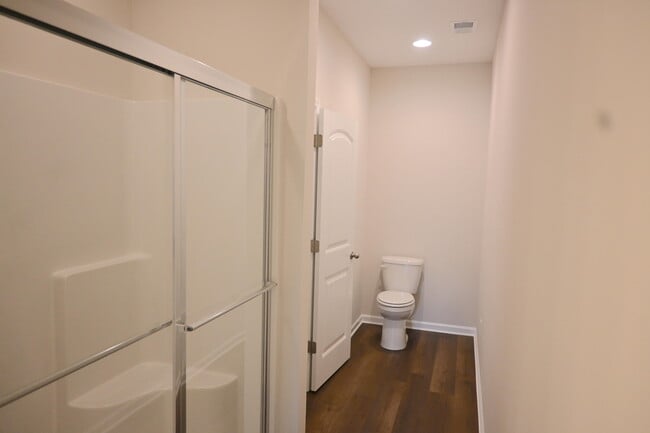 Photo - 983 Manitou Cir